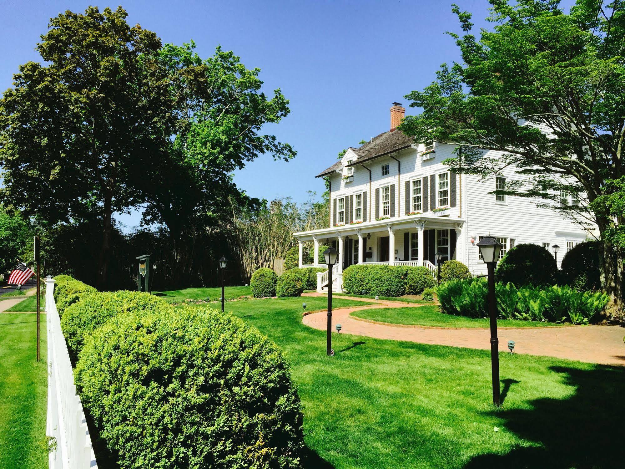 The Hedges Inn East Hampton Exterior photo